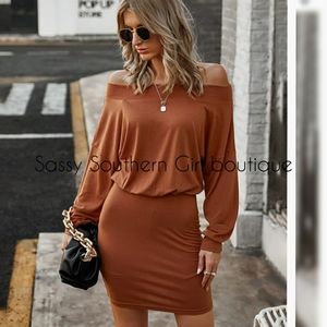 ⭐🆕 Rust orange off shoulder dress
